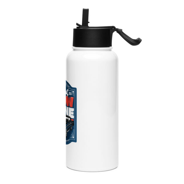 Stainless steel water bottle with a straw lid - Image 3