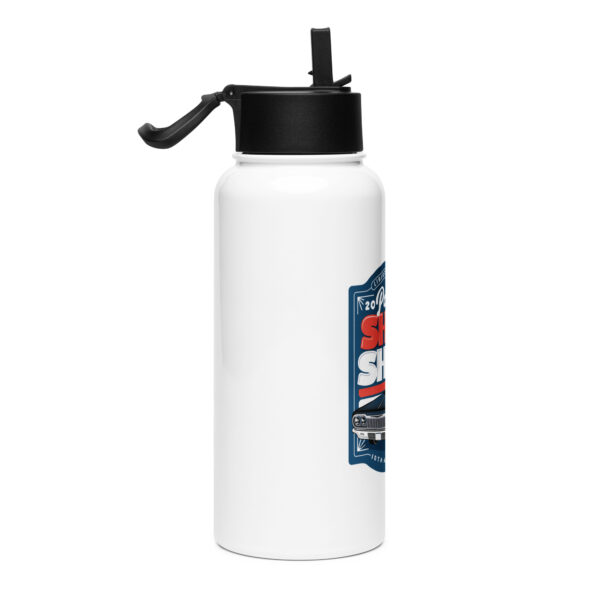 Stainless steel water bottle with a straw lid - Image 4